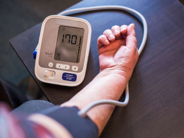 بیماران دارای فشار خون بالا نیازمند خود مراقبتی هستند/راه‌حل "فشار خون بالا" فقط دارو نیست!