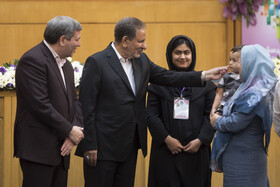 نوزدهمین کنگره ملی پرسش مهر ریاست جمهوری با حضور معاون اول رییس جمهور