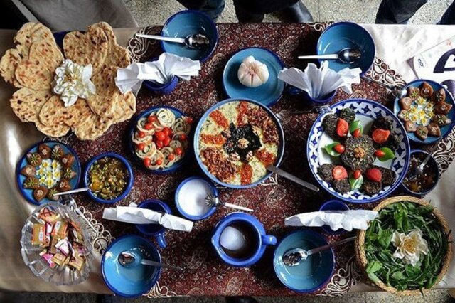 تولید محتوا به زبان‌های بین‌المللی به برندسازی جهانی غذای ایرانی کمک می‌کند