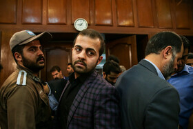 ورود مسعود استاد، برادر مرحومه میترا استاد به دومین جلسه دادگاه محمدعلی نجفی 