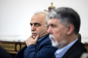 فرهاد دژپسند، وزیر امور اقتصادی و دارایی در جلسه بررسی مسایل مربوط به کارخانه چوب و کاغذ مازندران به ریاست اسحاق جهانگیری، معاون اول رییس جمهوری