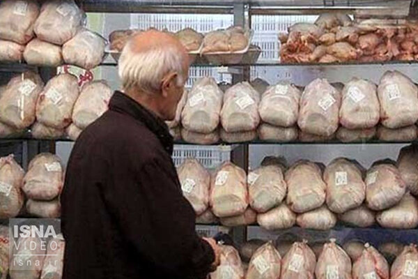 قیمت مرغ مصوبه ستاد تنظیم بازار کشور است