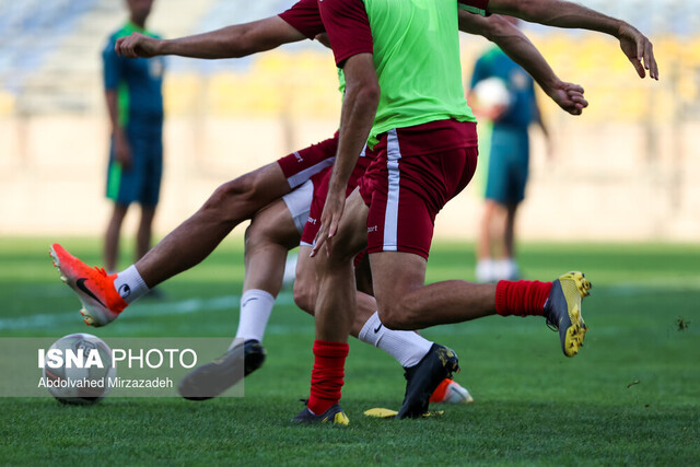 درفشیفر به جز پرسپولیس، ۱۰ مدعی دارد/ مدیریت سرخابیها را به پیشکسوتان بدهیم درفشیفر به جز پرسپولیس، ۱۰ مدعی دارد/ مدیریت سرخابیها را به پیشکسوتان بدهیم