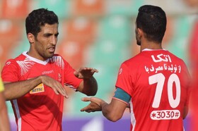 امیری: می‌خواهند بیرانوند را از پرسپولیس دور کنند/یک صفر بردن ایراد نیست