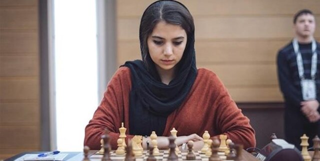 پیروزی خادم الشریعه مقابل قهرمان روسی در مسابقات شطرنج آنلاین 