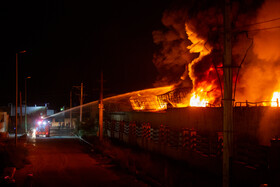 آتش‌ سوزی در انبار ۳ هکتاری چوب