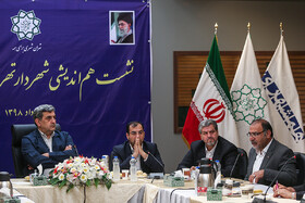 دوچرخه سواری شهردار تهران با اصحاب رسانه