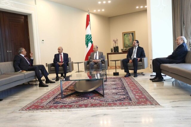 دیدار آشتی‌کنان در کاخ بعبدا/ حریری: دولت امروز تشکیل جلسه می‌دهد