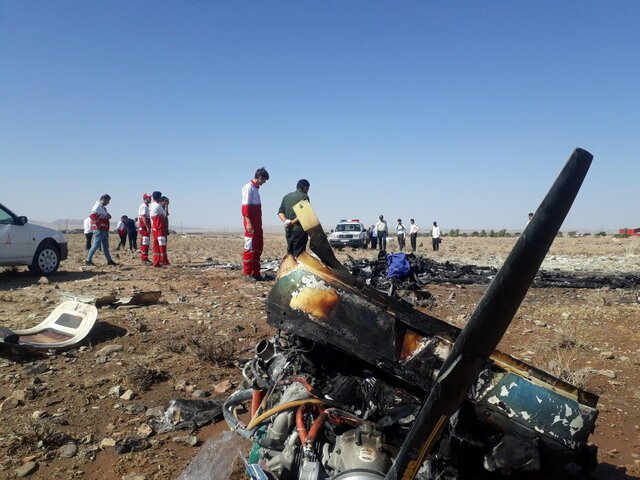 تجارت گردان | چگونگی وقوع سانحه و اسامی جان‌باختگان سقوط هواپیمای آموزشی در ایوانکی+ تصاویر