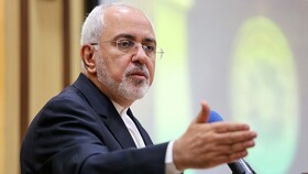 ظریف: ایران بسته پیشنهادی فرانسه را بررسی می‌کند