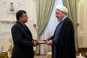 تقدیم استوار نامه ا.ف.م گوسال اعظم سارکار،سفیر جدید بنگلادش به حسن روحانی، رییس جمهوری