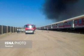 واگن‌های تعمیراتی در ایستگاه راه‌آهن پرندک دچار حریق شدند