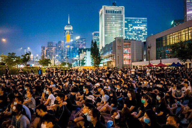 فارن پالسی: پکن در هنگ‌کنگ تیشه بر ریشه خود می‌زند