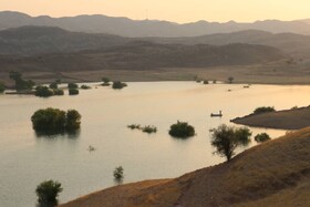 به زیر آب رفتن روستاهای "پرنوشته" و "تلخاب تاجدین" از توابع مسجدسلیمان بعد از آبگیری سد «گتوند»