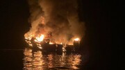 یک کشتی مسافربری در آب‌های اندونزی آتش گرفت