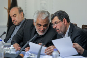 صادق واعظ‌زاده، محمدمهدی طهرانچی و مسعود سلطانی‌فر در جلسه شورای عالی انقلاب فرهنگی
