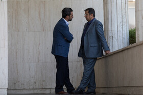 گفت و گوی عبدالناصر همتی و محمد جواد آذری جهرمی در حاشیه جلسه امروز هیأت دولت