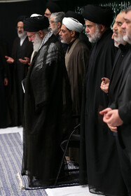 مراسم عزاداری حضرت اباعبدالله الحسین(ع) در شام غریبان با حضور مقام معظم رهبری