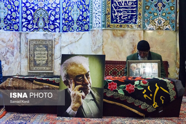 عکس تزیینی است/ مراسم تشییع پیکر مرحوم عسگراولادی پخش گفتگوی دیدهنشده با اسدالله عسگراولادی
