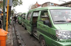 به کارگیری ۱۵۰ تاکسی ون رایگان برای خدمات رسانی به نمازگزاران عید فطر