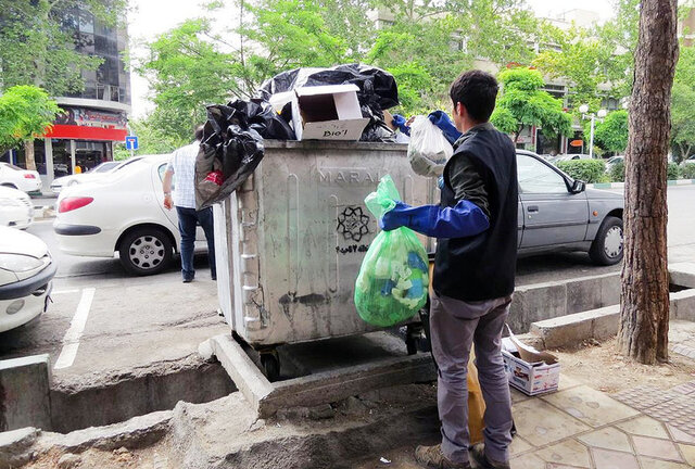 برخورد جدی با زباله‌گردها در پایتخت/ ورود روزانه ۶۰۰۰ تن زباله به آرادکوه پس از تفکیک