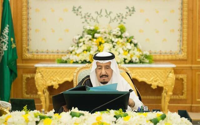 پادشاه سعودی: عربستان توانایی مقابله با پیامدهای حمله به آرامکو را دارد