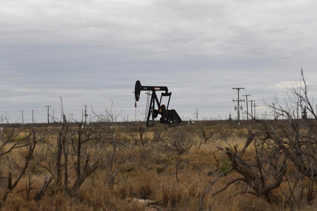 سقوط شدید قیمت نفت درپی اعلام احیای تولید عربستان