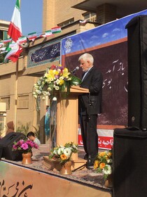 عارف: دانش‌آموزان تحمل نظر مخالف را در خود ایجاد کنند