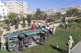 واژگونی خودروی حامل کارمندان سفارت پاکستان در محور «بم - ریگان»