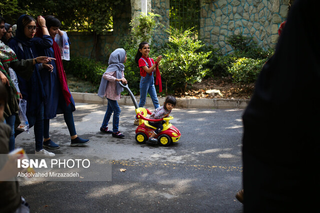 چرا به مرگ میخندیم؟