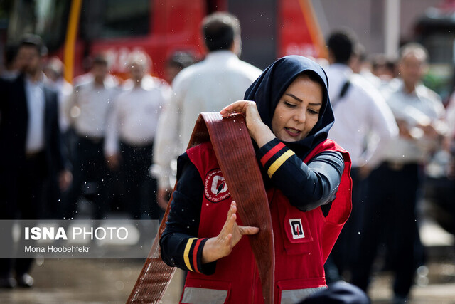 فعالیت زنان آتش نشان از چه زمانی آغاز می شود؟