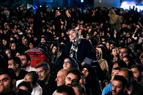 همزمان با سالروز شهادت «حضرت رقیه(س)» مراسم بزرگ‌ترین سفره نذری حضرت رقیه (س) در میدان امام حسین برگزار شد