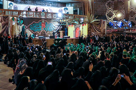 همزمان با سالروز شهادت «حضرت رقیه(س)» مراسم بزرگ‌ترین سفره نذری حضرت رقیه (س) در میدان امام حسین برگزار شد