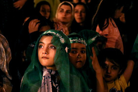 همزمان با سالروز شهادت «حضرت رقیه(س)» مراسم بزرگ‌ترین سفره نذری حضرت رقیه (س) در میدان امام حسین برگزار شد