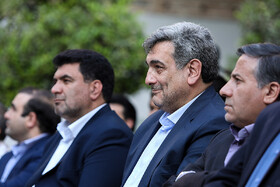 پیروزحناچی شهردار تهران در مراسم افتتاح خانه موزه "لرزاده"