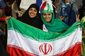 حضور زنان در ورزشگاه آزادی