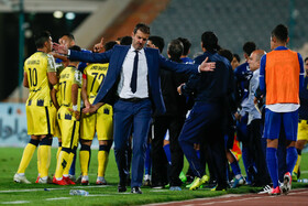 دیدار فوتبال تیمهای استقلال و فجر سپاسی