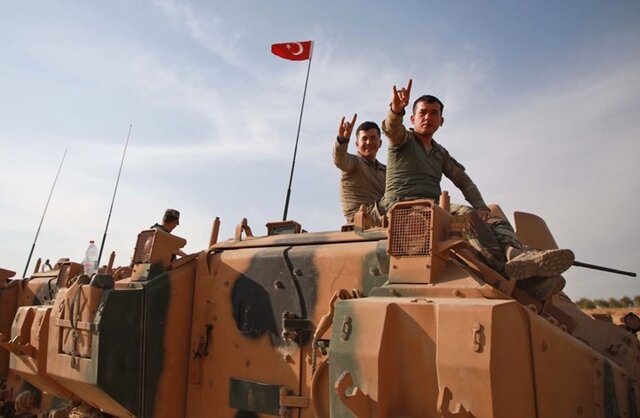جولان ۱۱ هزار و ۵۰۰ سرباز و ۸۰۴۰ خودروی نظامی ترکیه در سوریه 