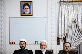 محمدرضا مخبردزفولی، علیرضا اعرافی و مصطفی رستمی در جلسه شورای عالی انقلاب فرهنگی