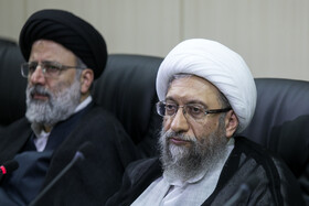 صادق املی لاریجانی و ابراهیم رییسی در جلسه تشخیص مصلحت نظام