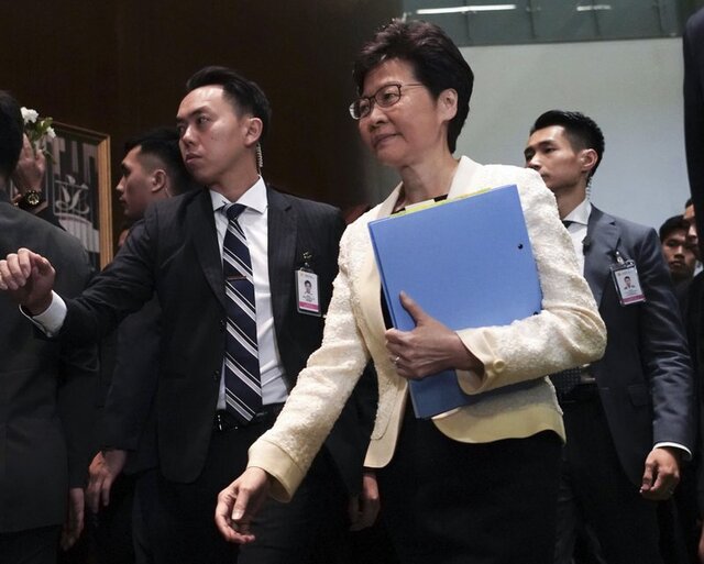 رهبر هنگ‌کنگ: ترمیم کابینه اولویت ندارد، تمرکز روی برقراری نظم است