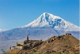 صومعه‌ای در دلِ طبیعت