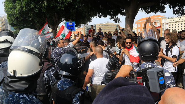 ادامه اعتراضات در لبنان