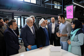 بازدید حجت الاسلام حسن روحانی، رییس جمهور از کارخانه نوآوری آزادی