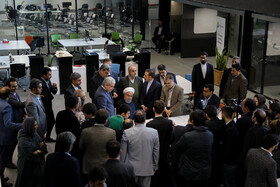 بازدید حجت الاسلام حسن روحانی، رییس جمهور از کارخانه نوآوری آزادی