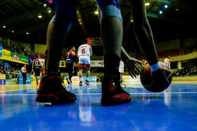 دیدار تیمهای بسکتبال مهرام  و شیمیدر قم