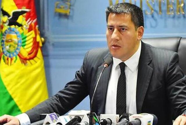 وزیر دفاع بولیوی هم استعفا کرد
