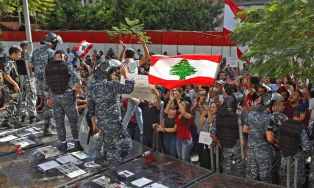 اعلام حمایت سفارت آمریکا در لبنان از اعتراضات