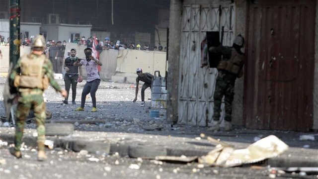 زخمی شدن ۵۵ افسر و نیروی امنیتی عراق در میدان الخلانی بغداد