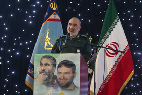 دشمن می‌داند که ناوهای هواپیمابرش دیگر در هیچ جای دنیا امنیت ندارد